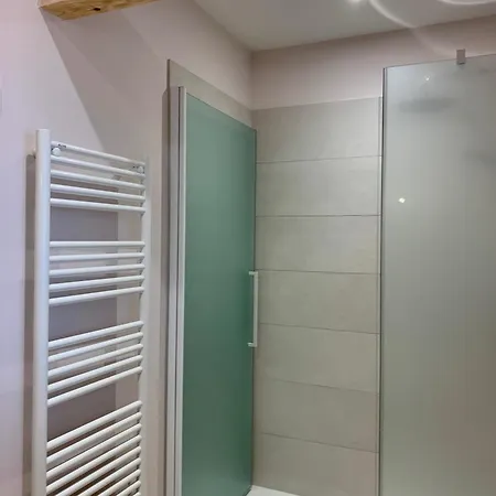 De Charme Avec Piscine - A Charming With Swimming Pool