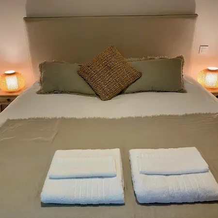 De Charme Avec Piscine - A Charming With Swimming Pool