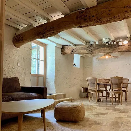 Ferienhaus De Charme Avec Piscine - A Charming With Swimming Pool Saint-Léonard