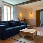 De Charme Avec Piscine - A Charming With Swimming Pool *