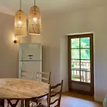 De Charme Avec Piscine - A Charming With Swimming Pool בית נופש Saint-Léonard