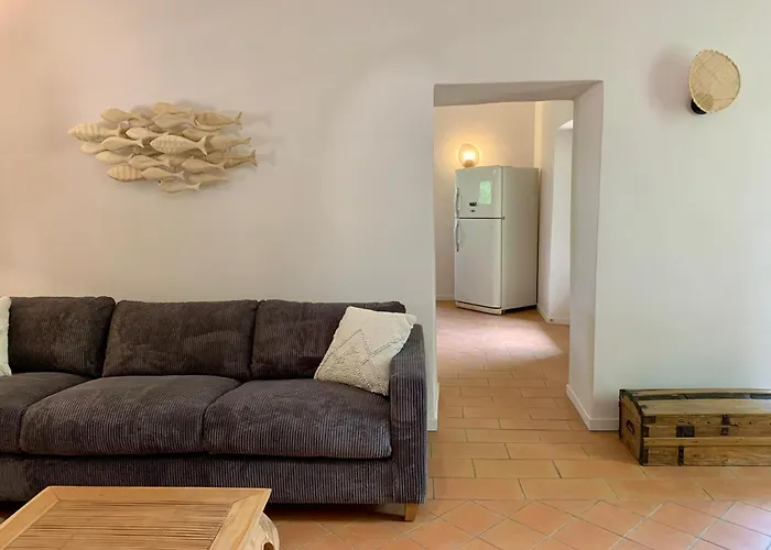 De Charme Avec Piscine - A Charming With Swimming Pool