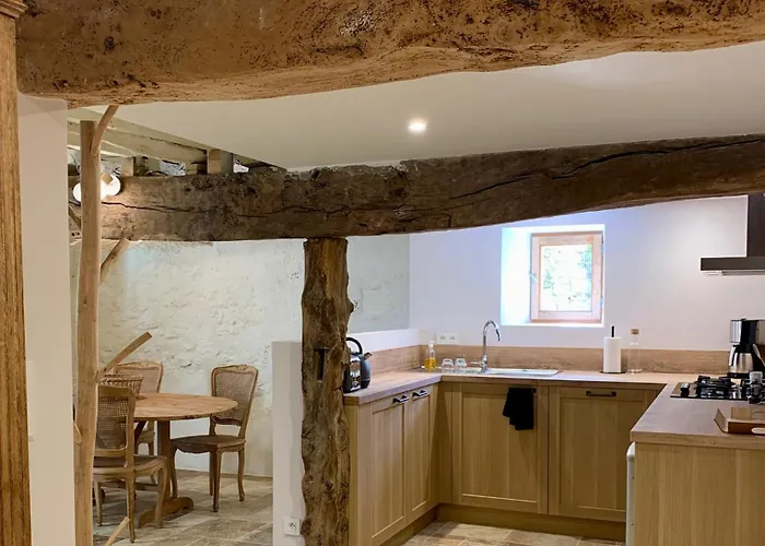 De Charme Avec Piscine - A Charming With Swimming Pool